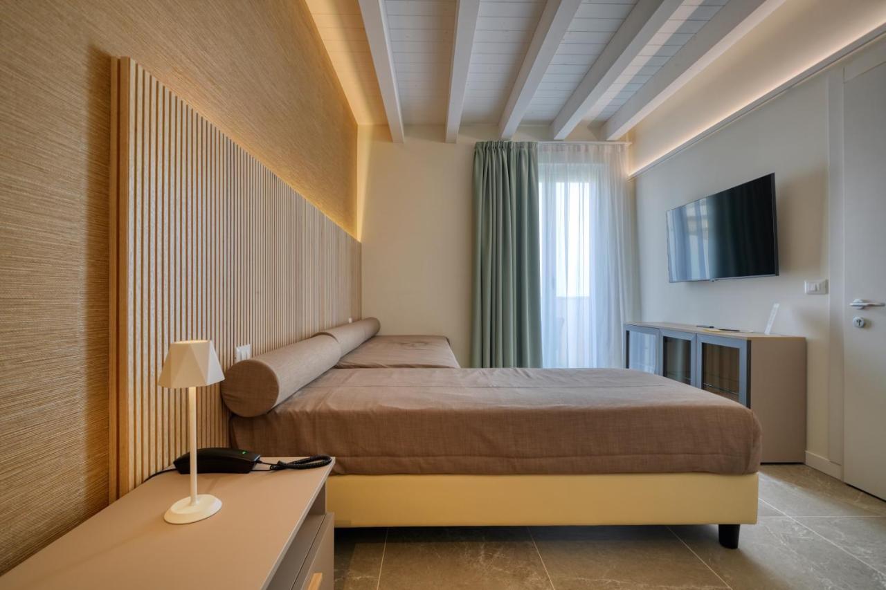 Hotel Palazzo Del Garda & Spa Desenzano del Garda Eksteriør billede