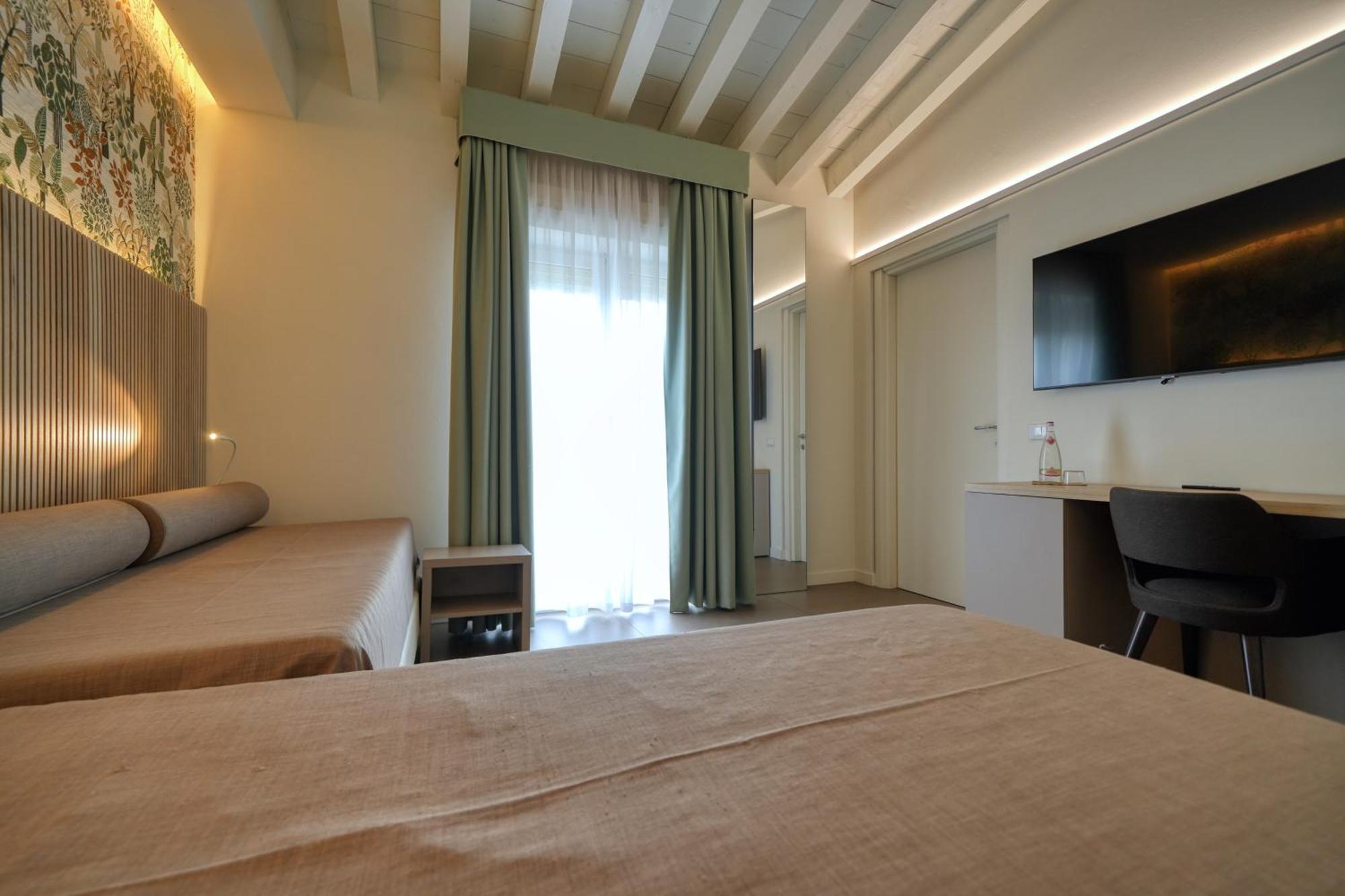 Hotel Palazzo Del Garda & Spa Desenzano del Garda Eksteriør billede