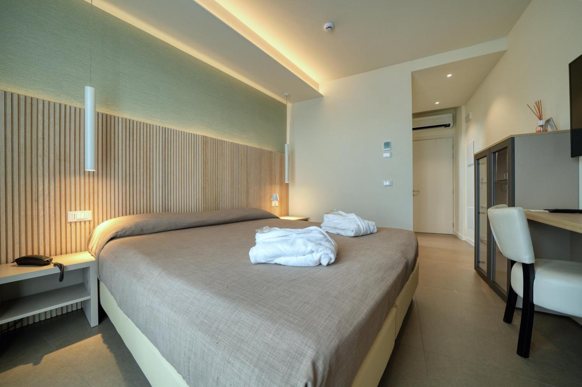 Hotel Palazzo Del Garda & Spa Desenzano del Garda Eksteriør billede