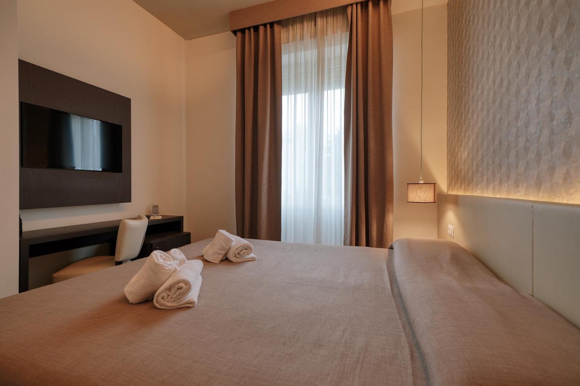 Hotel Palazzo Del Garda & Spa Desenzano del Garda Eksteriør billede